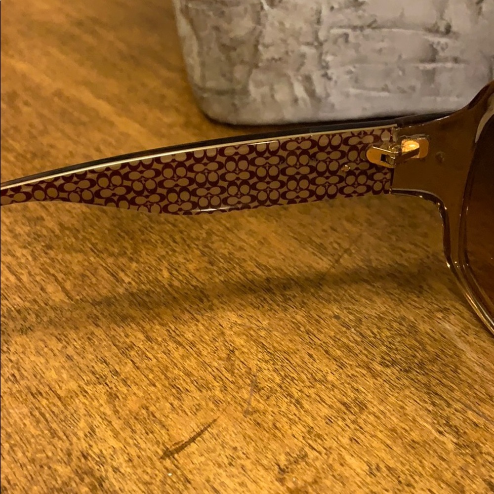 Sunglasses - Picture 3 of 5